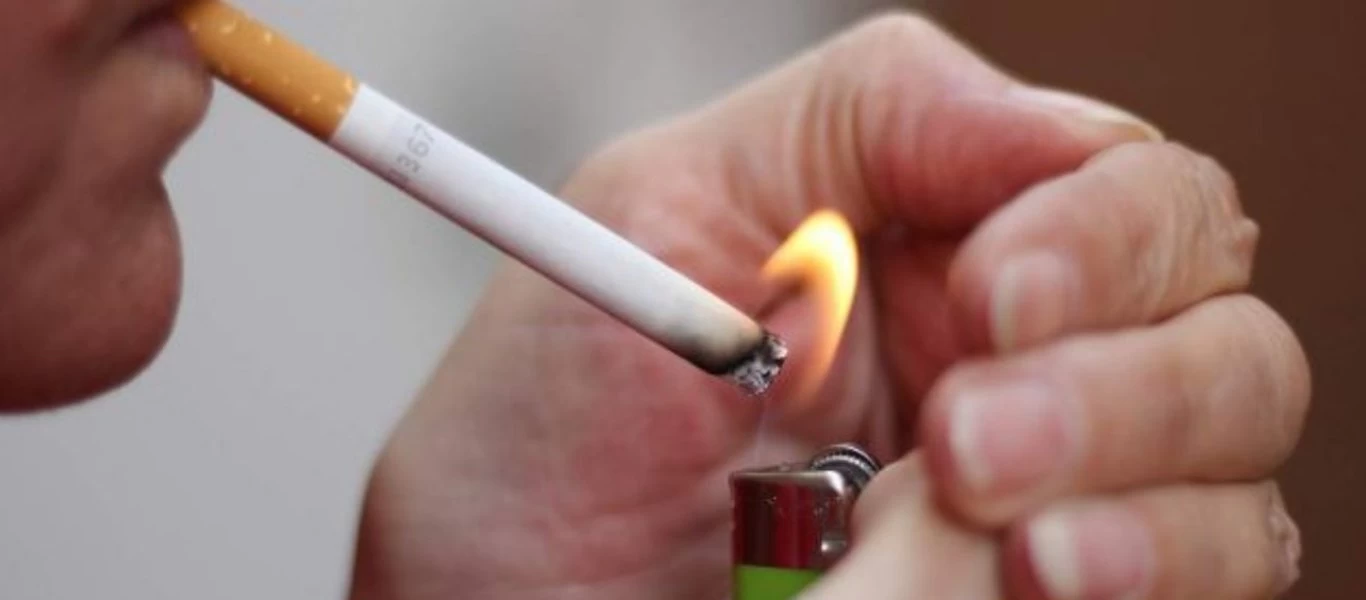 Πόσα τσιγάρα την ημέρα διπλασιάζουν τον κίνδυνο εμφράγματος; - Η έρευνα που θα σας ταρακουνήσει